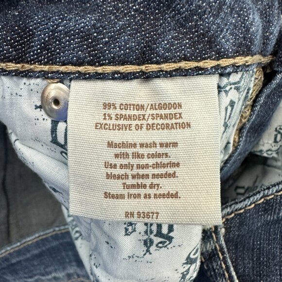 Decree Bootcut Distressed Women's size 11 Dark Wash Blue Denim Jeans - Picture 4 of 5